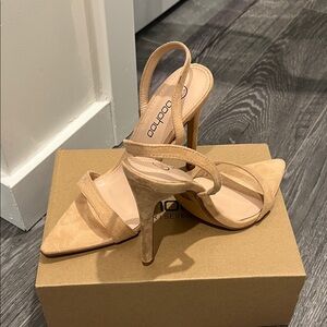 Boohoo Nude Suede Strappy High Heel Sandals BRAND NEW SIZE 39 fits like a 7.5